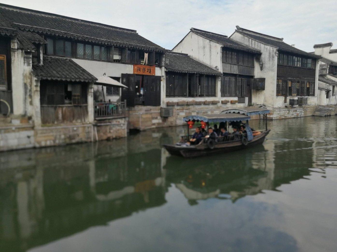 雷海 刘德翠慰问优秀教育人才代表
